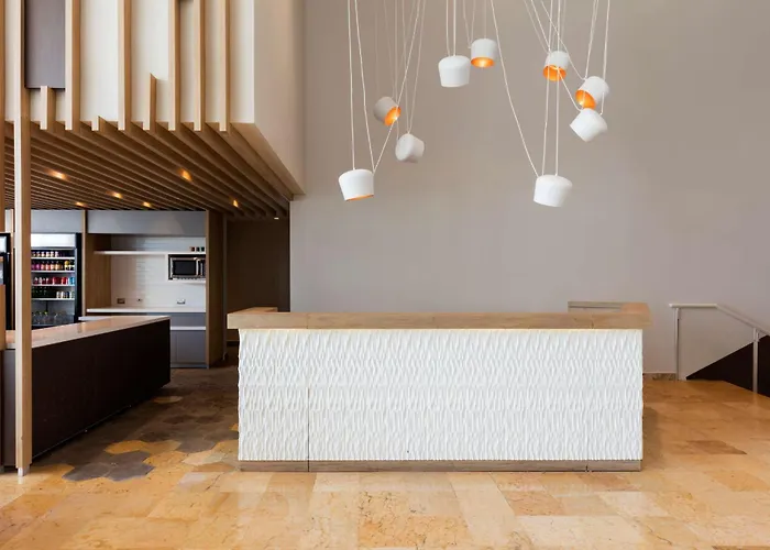 Hilton Garden Santa Fe 3*