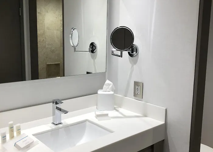 Hilton Garden Santa Fe Hotel 3*