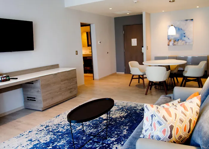 Hilton Garden Santa Fe Hotel 3*