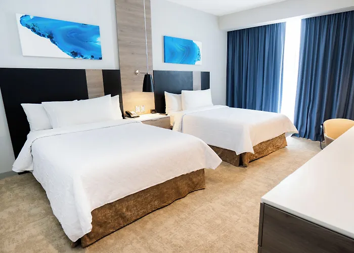 Hotel Hilton Garden Santa Fe Mexico City